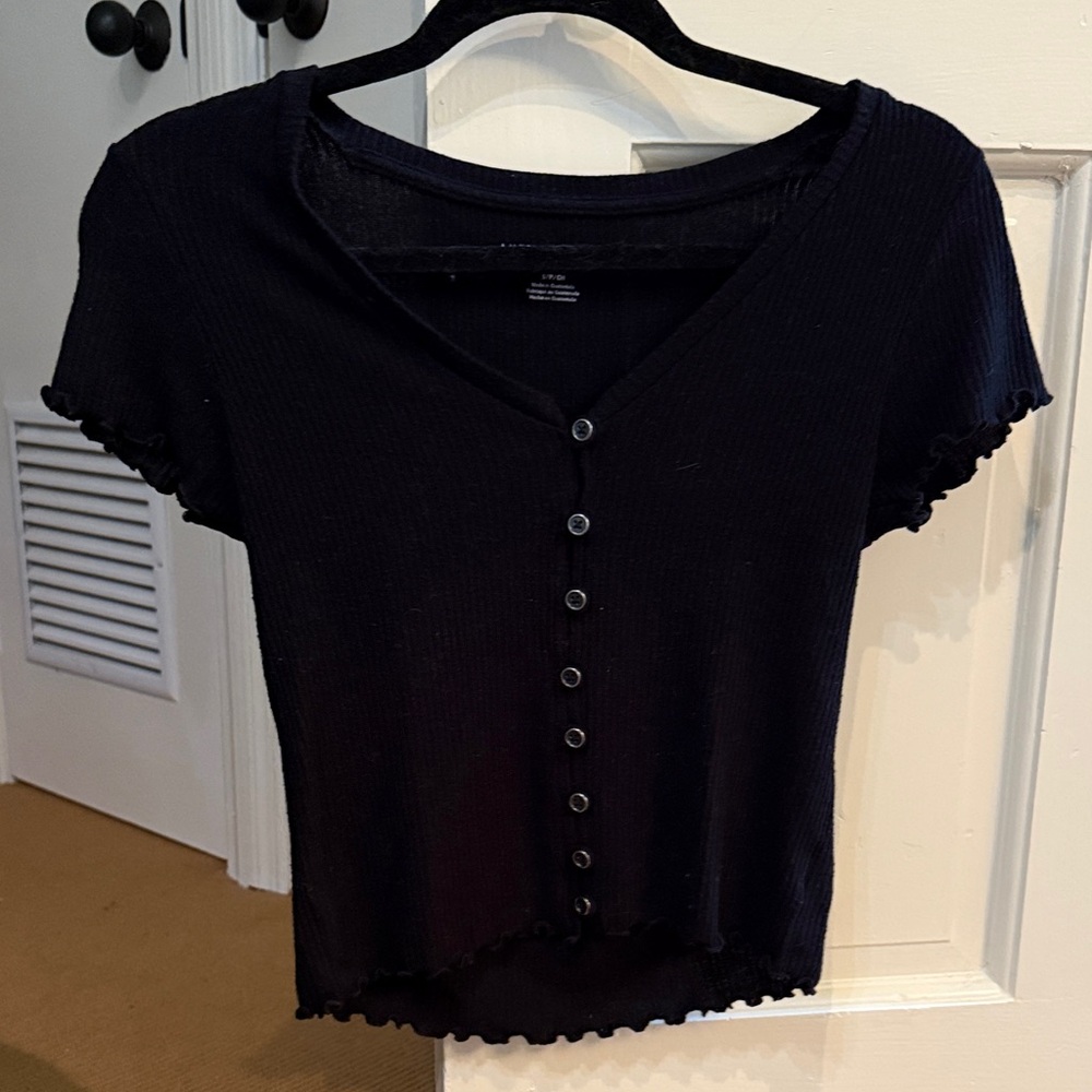 American Eagle Black Crop Top